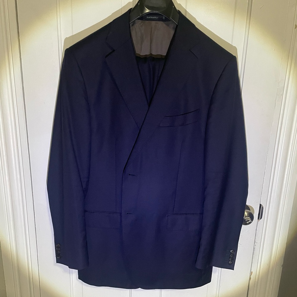Suit supply Navy Notch Lapel Double Vented Suit size 46/ Pants 36